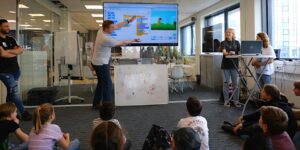 Kinderen aan het werk tijdens Devoxx4Kids Nieuwegein